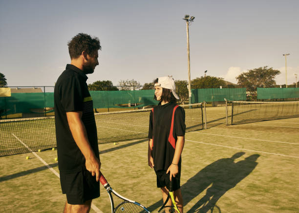 Construction court de tennis a Gordes : Comment développer sa stratégie de jeu au mini tennis ?
