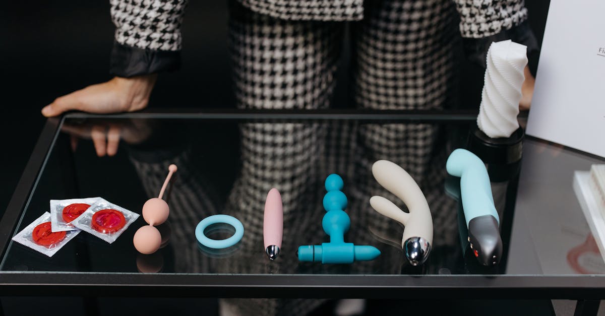 découvrez notre sélection de sextoys pour pimenter vos moments intimes. que vous soyez débutant ou expérimenté, explorez des accessoires de plaisir qui répondent à toutes vos envies. satisfaites vos désirs en toute discretion et trouvez le sextoy qui vous correspond.
