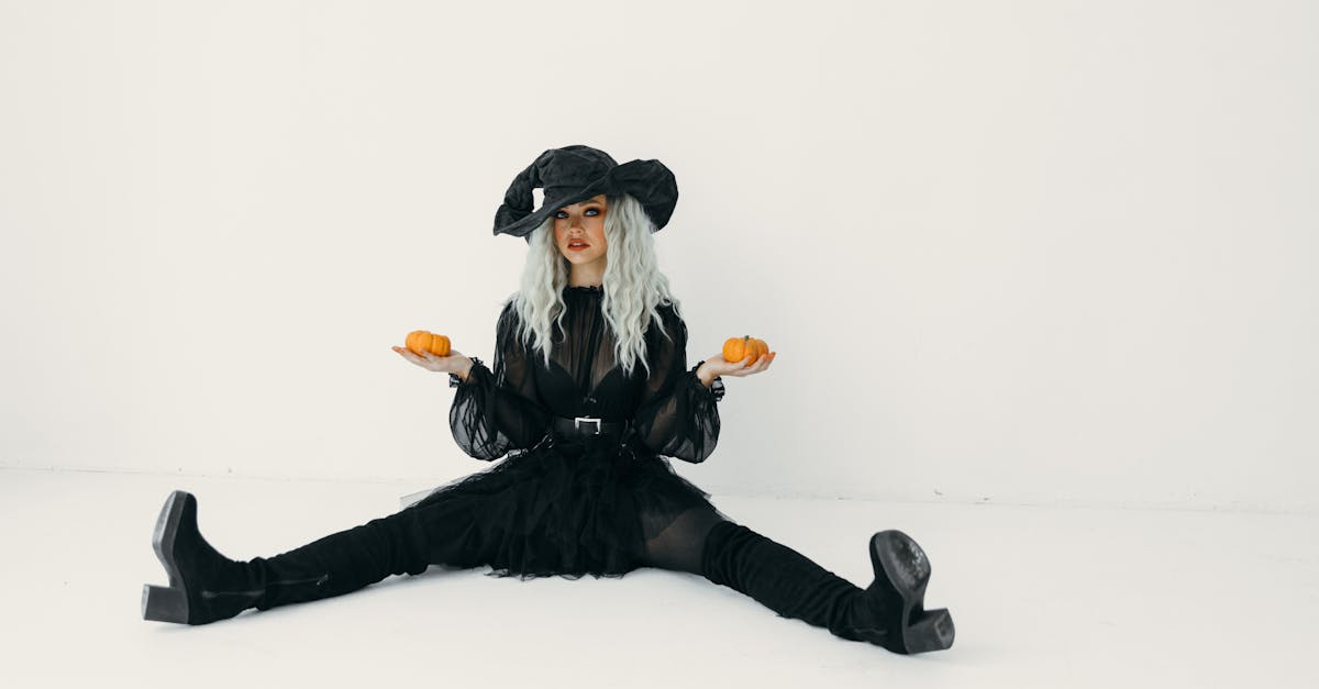 découvrez notre sélection de costumes sexy, parfaits pour pimenter vos soirées et célébrations. que ce soit pour halloween, une fête costumée ou une nuit romantique, trouvez le costume qui mettra en valeur votre sensualité et vous fera briller. faites tourner les têtes et laissez libre cours à votre imagination avec nos modèles uniques.