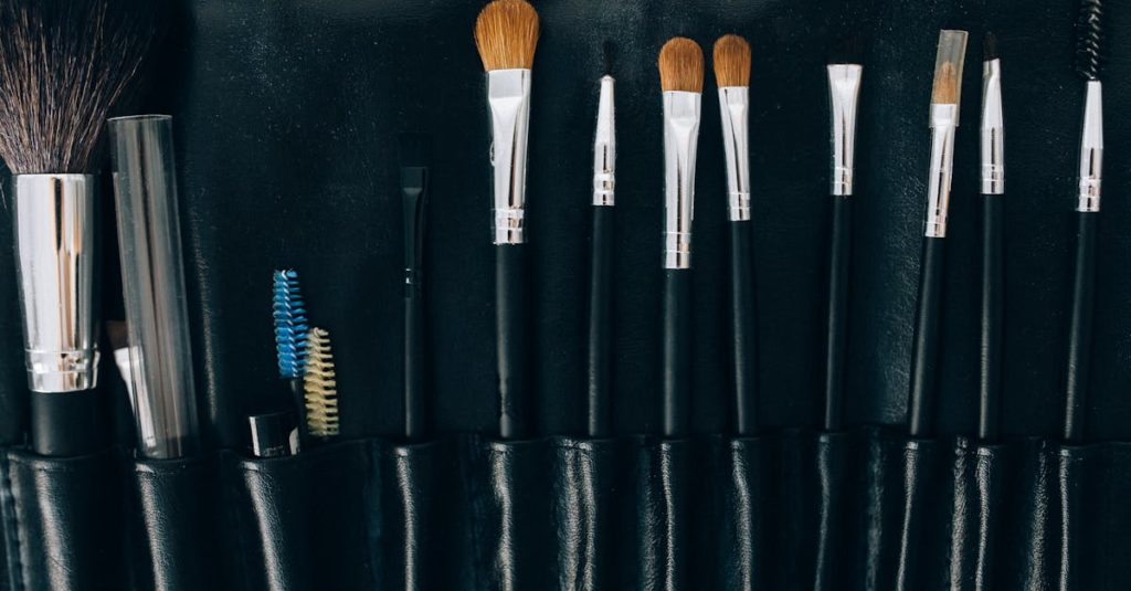 découvrez des astuces et conseils pratiques pour une organisation parfaite de votre maquillage. apprenez à trier, ranger et optimiser votre espace beauté pour un accès facile et un usage quotidien simplifié.