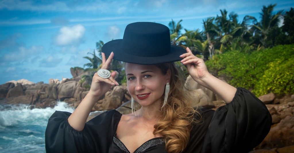 découvrez notre collection unique d'accessoires au style russe, alliant élégance et traditions artisanales. parfait pour sublimer votre tenue avec une touche d'exotisme.