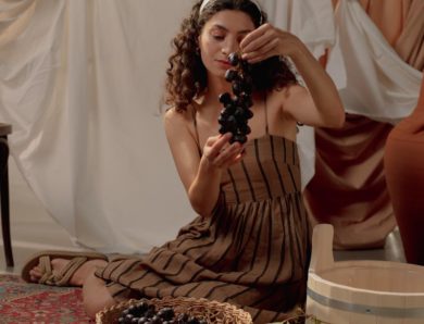 Découvrez nos plus belles robes couleur terracotta pour chaque occasion