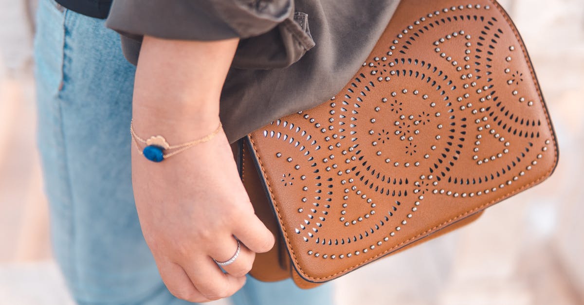 découvrez notre sélection d'accessoires tendance pour compléter votre style et faciliter votre quotidien. profitez d'articles de qualité, alliant praticité et élégance, adaptés à toutes vos envies.