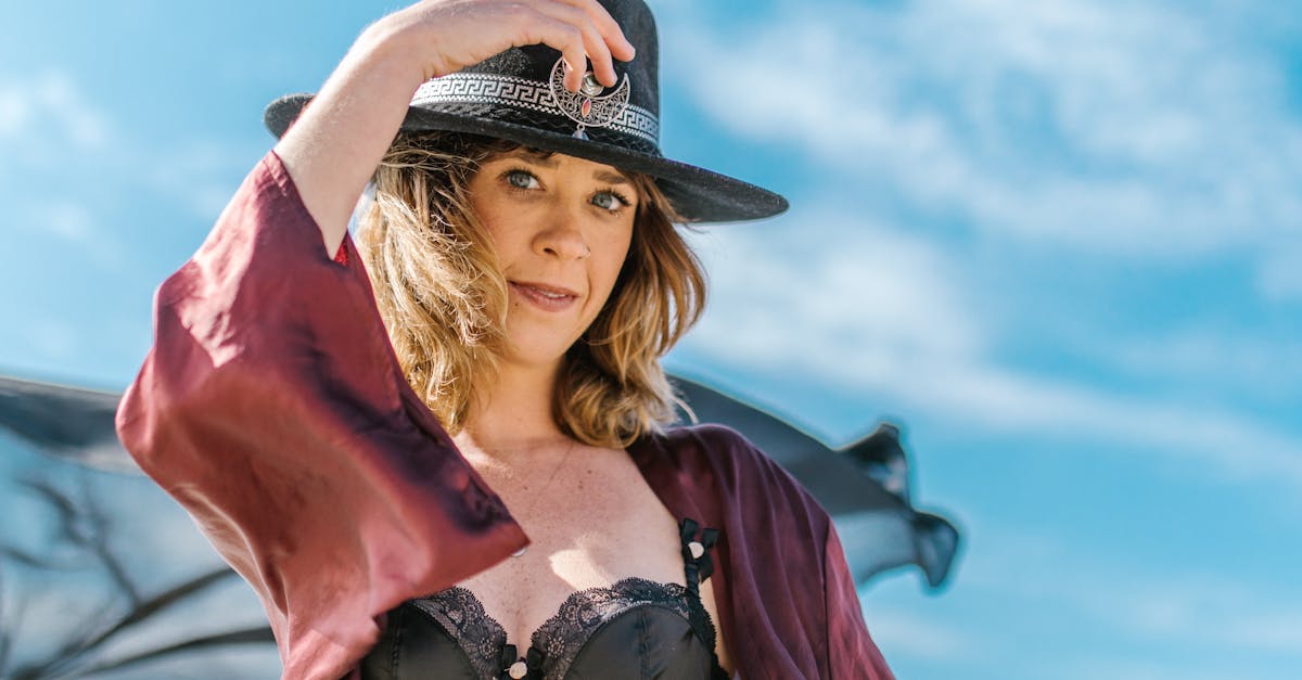 découvrez les dernières tendances lingerie : styles incontournables, matières innovantes et conseils pour sublimer votre silhouette en 2024.